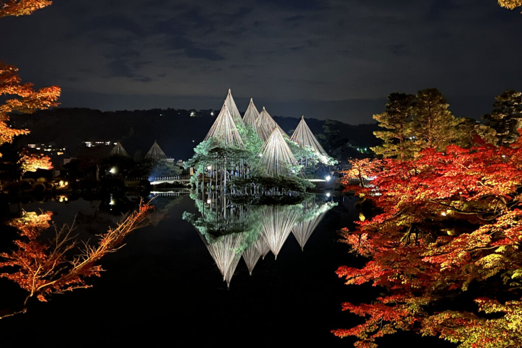 Kenrokuen in Autumn